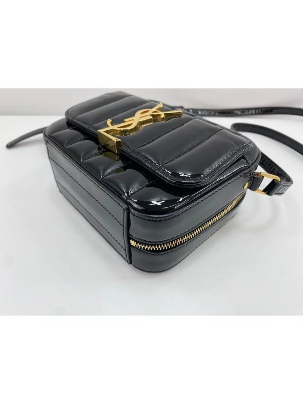 Saint Laurent Shoulder Bag Vicky